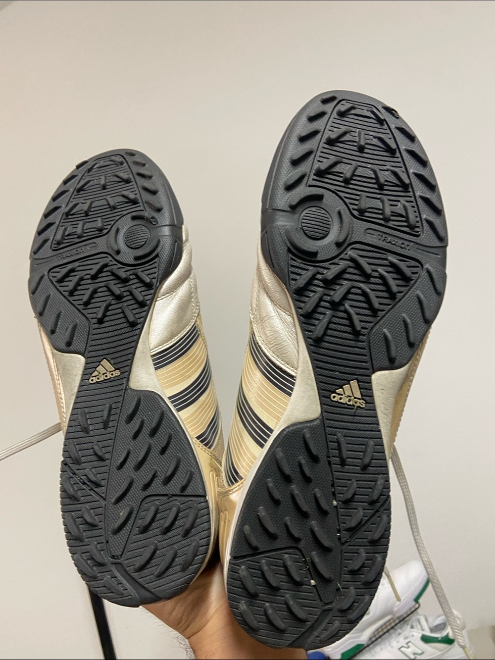 Adidas Predator - Picture 2 of 4
